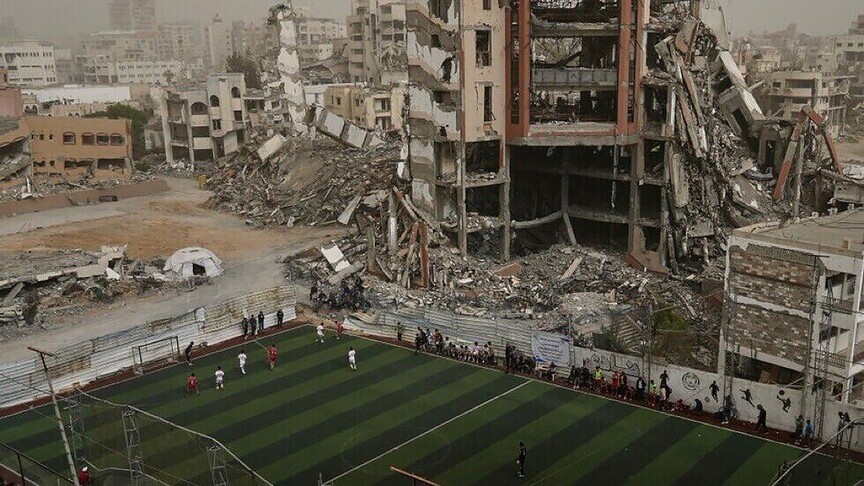 Fransa yargısı, belediyenin bir festivalde Gazze'de çekilen fotoğrafı kaldırma kararını iptal etti haber görseli