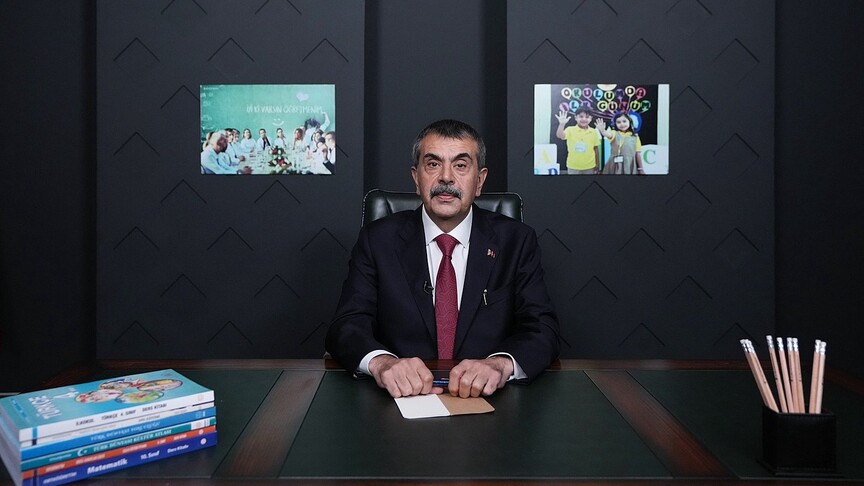 Bakan Tekin: Vatanına aidiyet duyan ve müşterek geleceğimize sahip çıkan nesiller yetiştirmek istiyoruz haber görseli