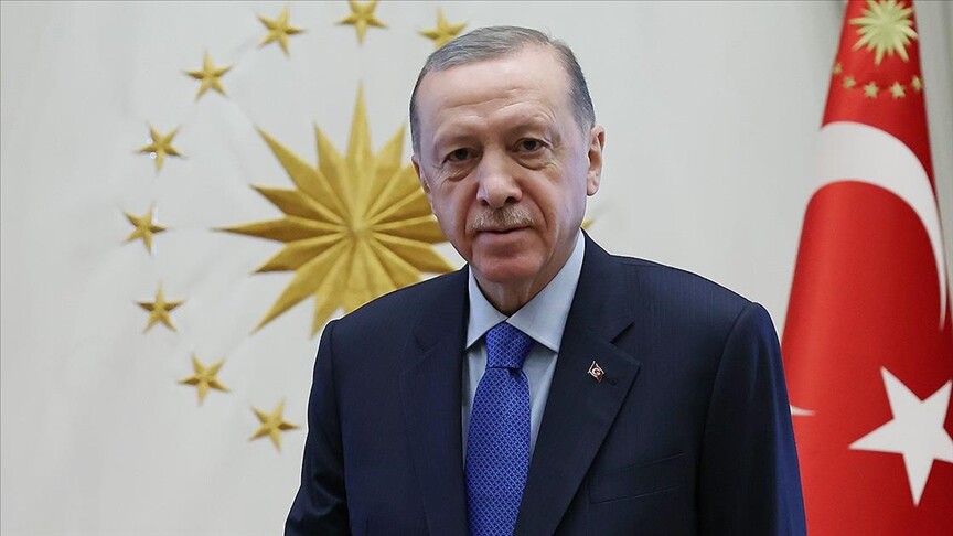 Cumhurbaşkanı Erdoğan yurda döndü haber görseli