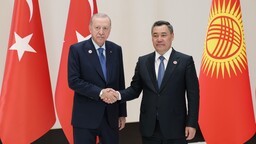 Cumhurbaşkanı Erdoğan, Kırgızistan Cumhurbaşkanı Caparov ile g&ouml;r&uuml;şt&uuml;
