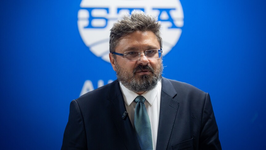 Bulgaristan Cumhurbaşkanı Yotova, BTA Genel Müdürü Valchev'i cumhurbaşkanı yardımcılığına aday gösterdi haber görseli