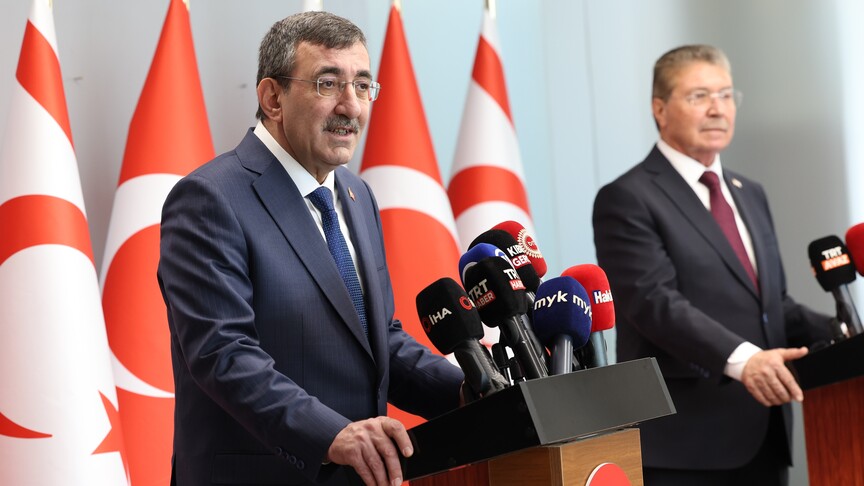 Cumhurbaşkanı Yardımcısı Yılmaz: Girne açıklarında batan yolcu gemisinde 1 kişinin daha naaşına ulaşıldı haber görseli