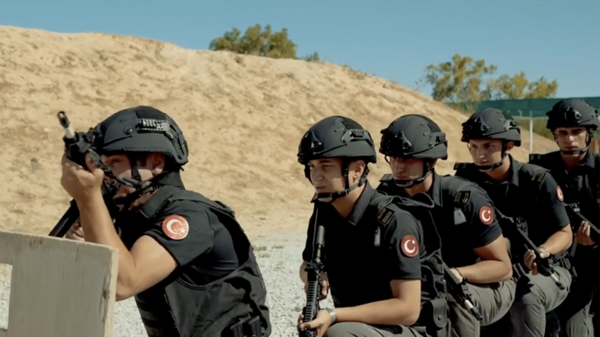 EGM'den polis adaylarının eğitimlerine ilişkin videolu paylaşım haber görseli