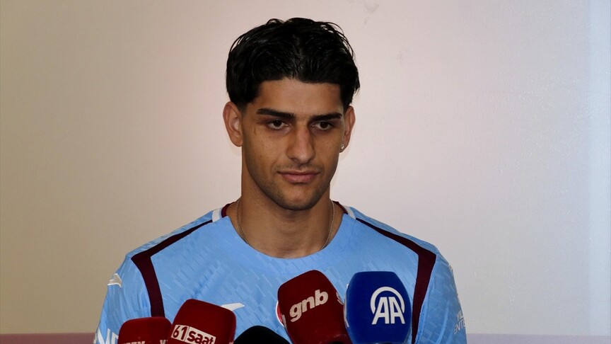 Futbolcu Ali Habeşoğlu, Trabzon'a geldi haber görseli