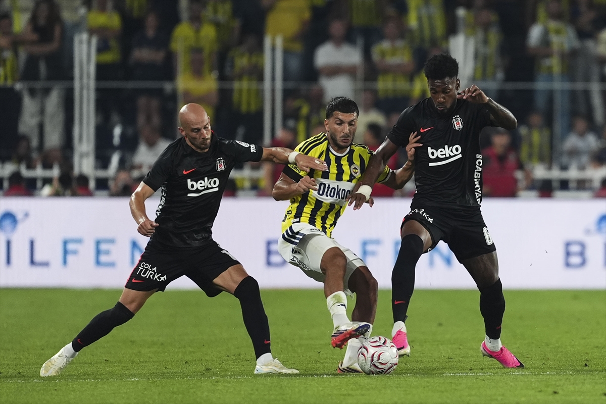 Beşiktaş, Kadıköy'de Fenerbahçe'yi 2-1 mağlup etti 3 Beşiktaş, Kadıköy'de Fenerbahçe'yi 2-1 mağlup etti