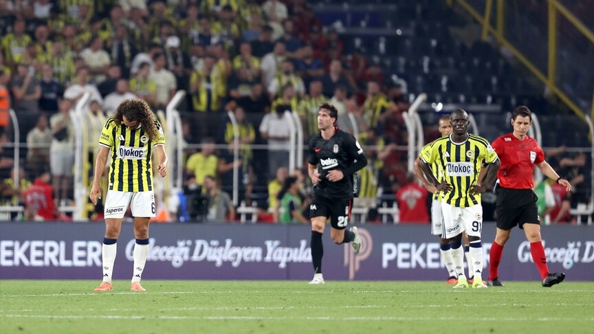 Fenerbahçe, sezonun ilk derbisinde mağlup haber görseli