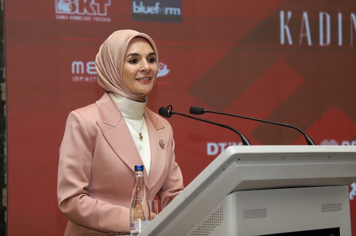 Gratë sipërmarrëse të Ballkanit mblidhen në Shkup  merr pjesë ministrja turke e Familjes dhe Shërbimeve Sociale