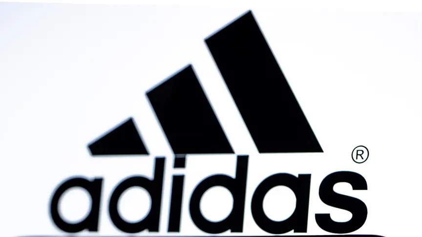 Adidas kërkon falje pasi fushata me ish ushtarin izraelit shkaktoi thirrje për bojkot