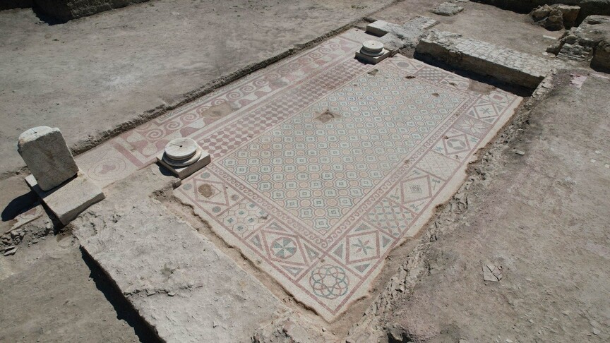 Kastamonu Pompeiopolis Antik Kenti'nde 105 metrekarelik zemin mozaikleri açığa çıkarıldı haber görseli