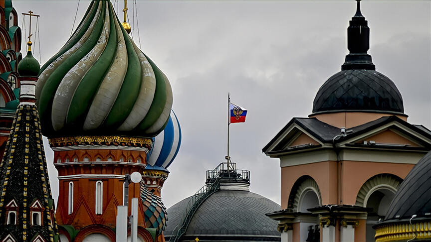 Kremlin: Rusya, ABD ve Ukrayna arasında müzakerelerin yeniden başlayacağını umuyoruz haber görseli