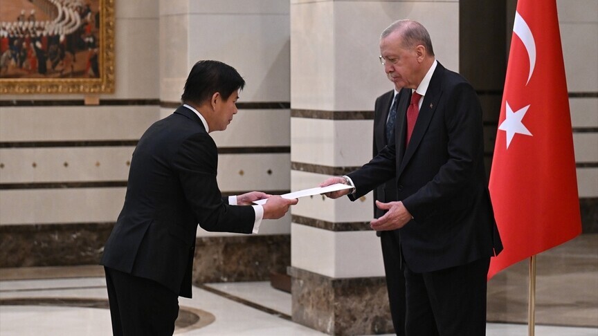 Turkish president receives credentials of 5 newly appointed ambassadors