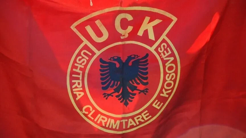 Katër ish krerët e UÇK së portretizohen në një mural në Prishtinë