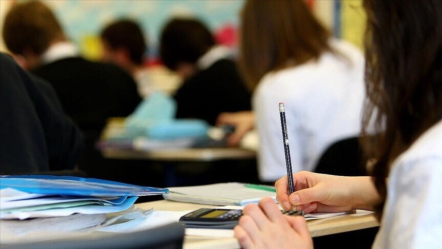 Türkiye'deki devlet okulları PISA 2025'te üç ana alanda özel okulları geride bıraktı haber görseli