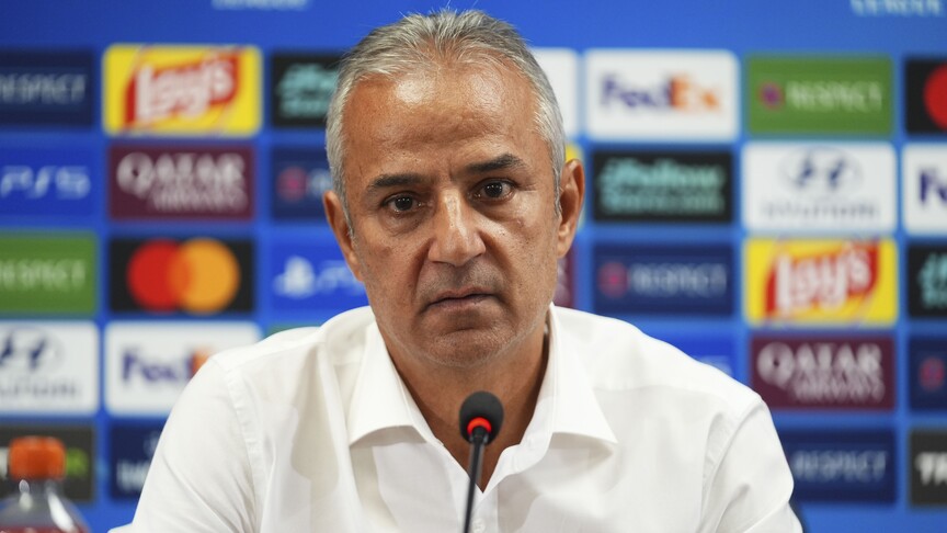 Fenerbahçe'de teknik direktör İsmail Kartal istifa etti haber görseli