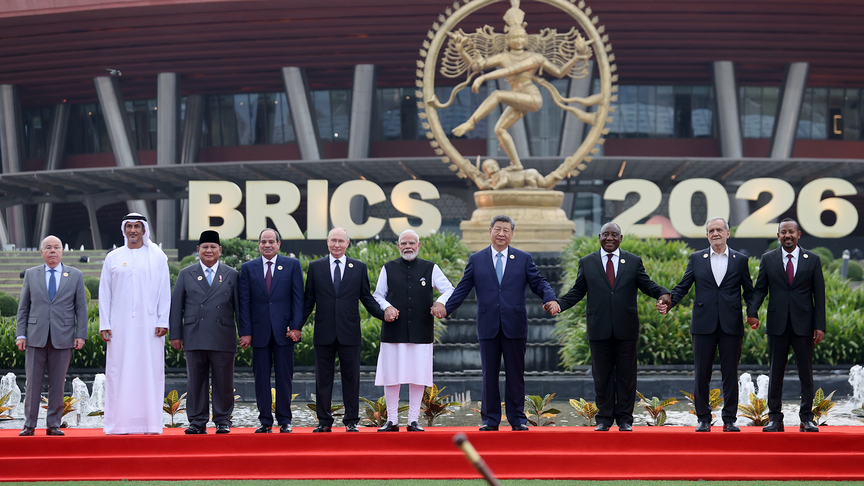 Rusya Devlet Başkanı Putin'den BRICS'in çok kutuplu dünya düzenindeki rolüne vurgu haber görseli
