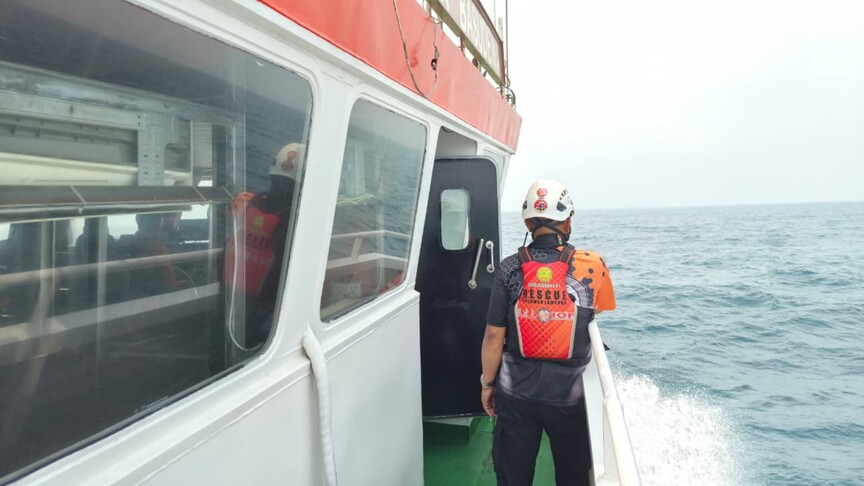 6 killed, 140 missing after Indonesian ship carrying 243 capsizes in Java Sea - Anadolu Ajansı