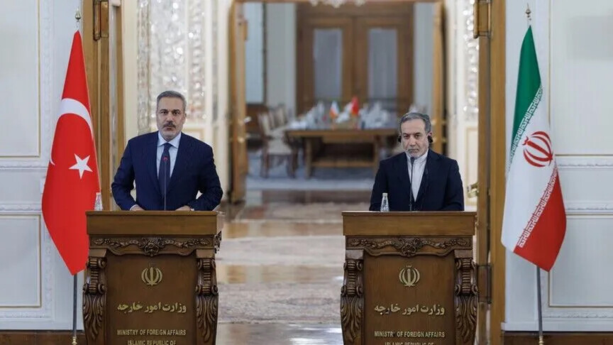 Kryediplomatët turk dhe iranian diskutojnë për Ngushticën e Hormuzit dhe konfliktet rajonale