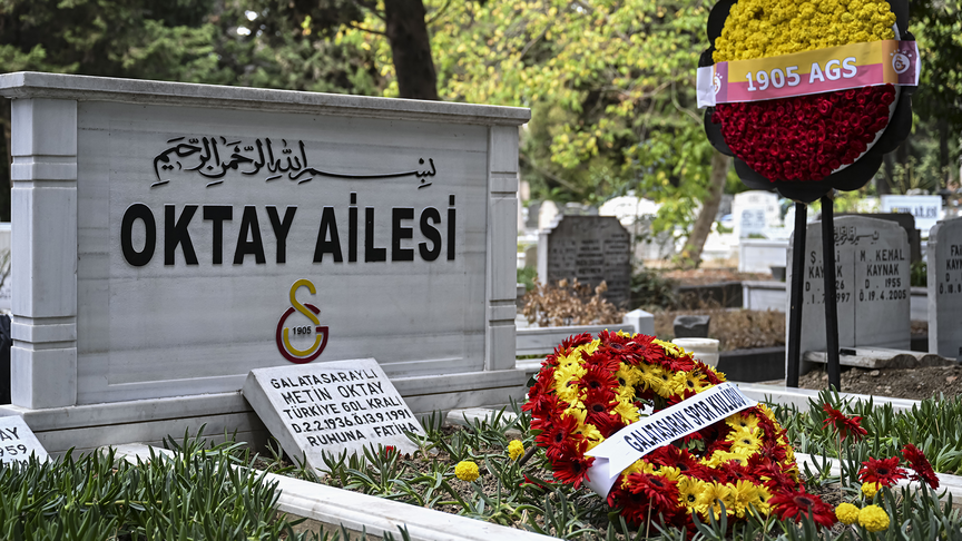 Türk futbolunun ve Galatasaray'ın unutulmaz efsanesi Metin Oktay, kabri başında anıldı haber görseli