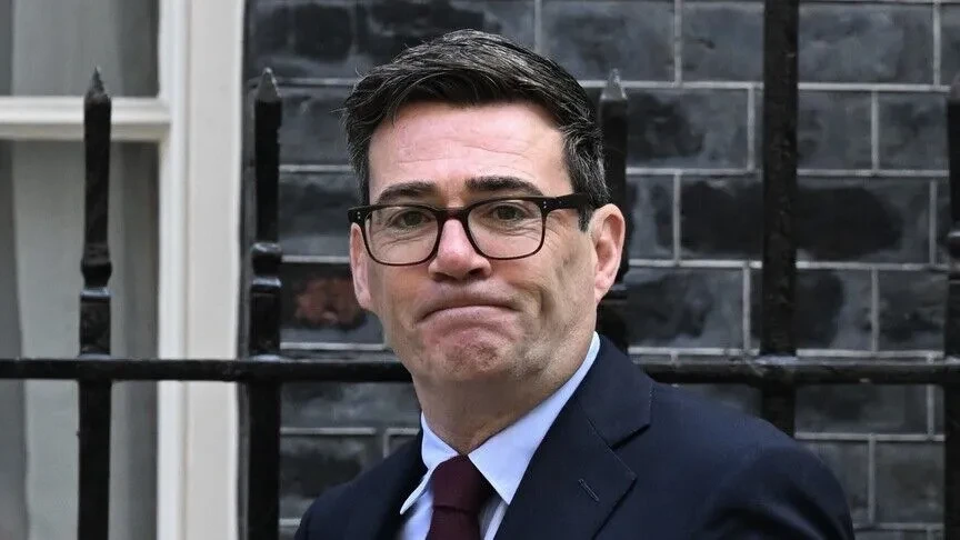 Kryeministri britanik riafirmon besimin në Union pasi 3 kombe nënshkruan deklaratën për vetëvendosje