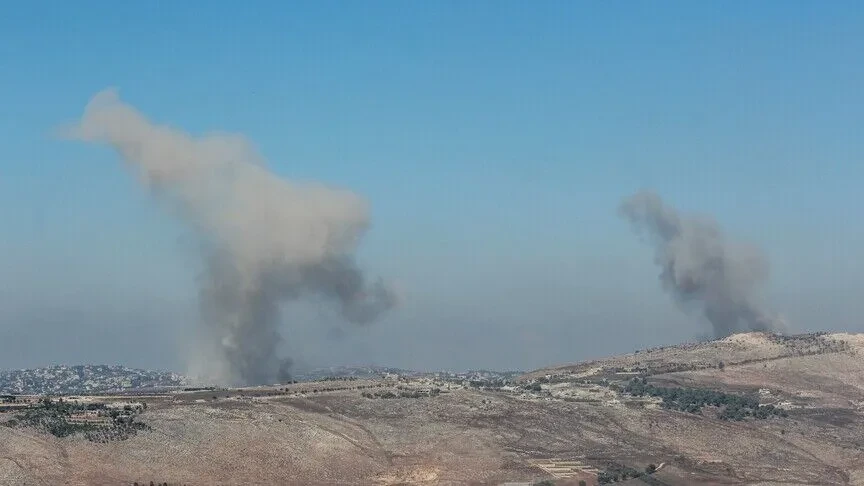 Bombardimet izraelite shënjestrojnë zona në jug të Libanit