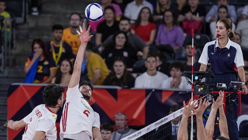 A Milli Erkek Voleybol Takımı, 2026 CEV Avrupa Şampiyonası'nda Romanya'ya mağlup oldu haber görseli