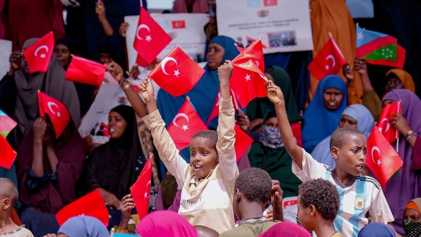 Somali'de Türkiye'ye destek gösterileri düzenlendi haber görseli