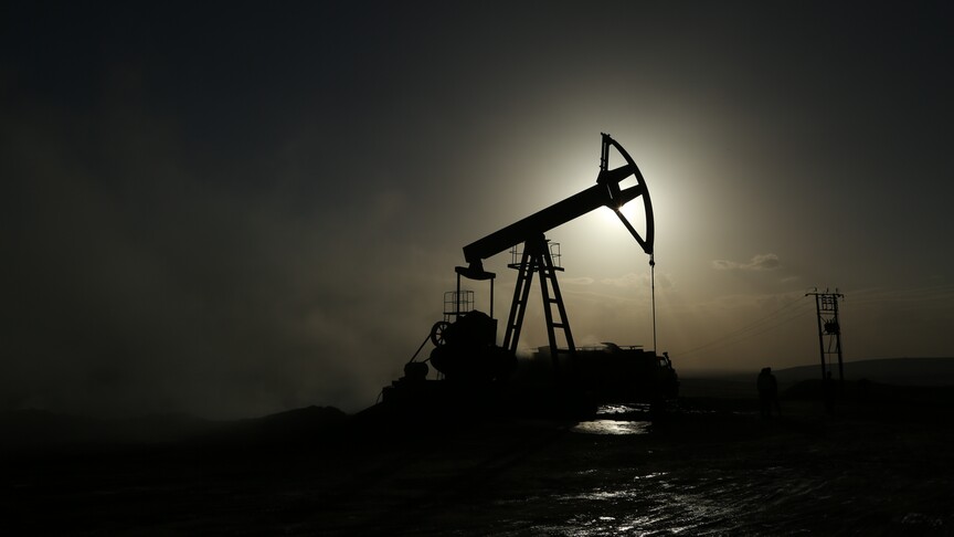 Libya Suspends Production at Three Oil Sites After Pipeline Shutdown