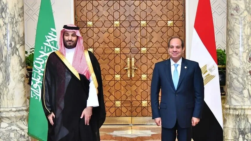 Egjipti dhe Arabia Saudite thirrje për sigurinë e lundrimit në Ngushticën e Hormuzit  Bab al Mandeb dhe Detin e Kuq