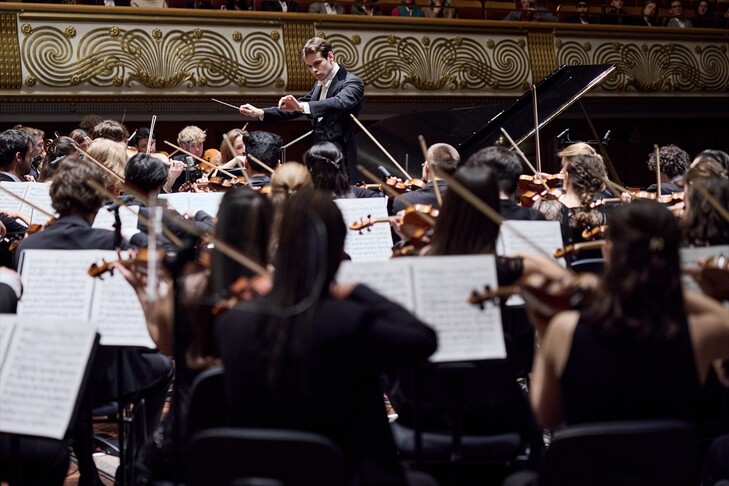 "Carmina Burana" sahne kantatını 22 yaşındaki Maximilian Cem Haberstock yönetecek