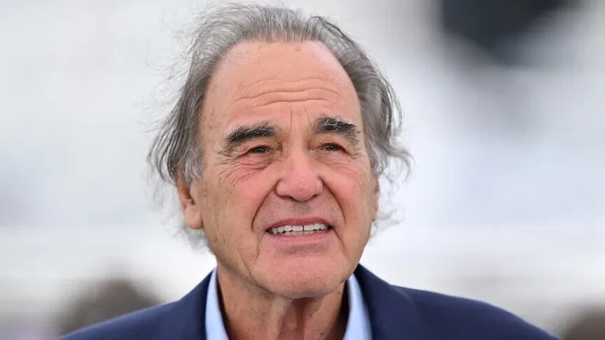 Regjisori amerikan Oliver Stone  Amerika ka një  uri për luftë 