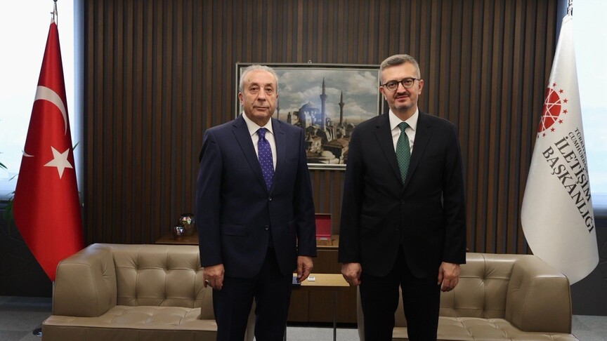 İletişim Başkanı Duran, Cumhurbaşkanlığı Tarım ve Gıda Politikaları Kurulu Üyesi Eker ile görüştü haber görseli