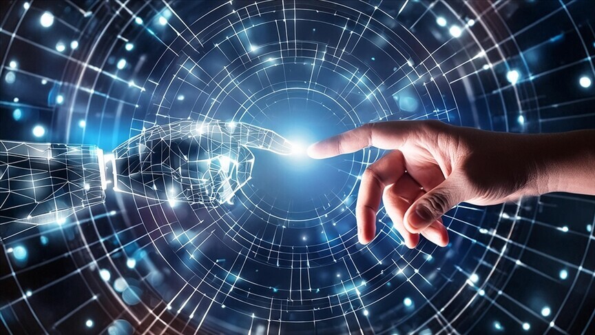 Microsoft AI CEO'su Süleyman, yapay zekada daha sıkı güvenlik önlemleri gerektiğini belirtti haber görseli