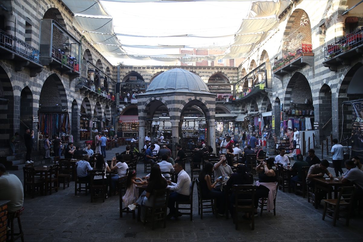Süper Lig, Diyarbakır turizmine hareketlilik getirdi 2 Süper Lig, Diyarbakır turizmine hareketlilik getirdi