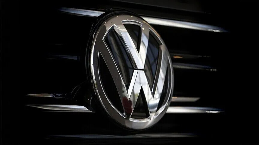 Volkswagen tërheq mbi 208 000 automjete në SHBA për shkak të një defekti në sistemin e drejtimit