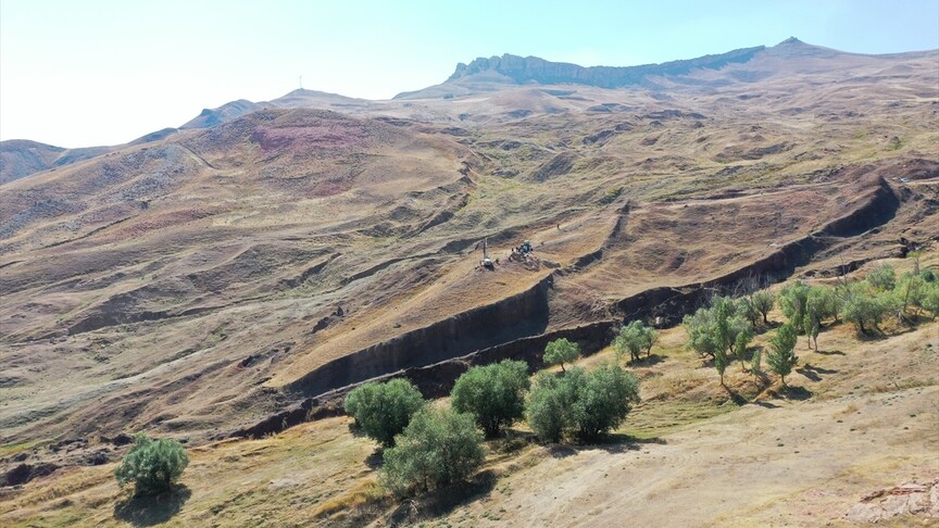 Ağrı'da Nuh'un Gemisi çalışmaları uluslararası belgesellere konu oluyor haber görseli