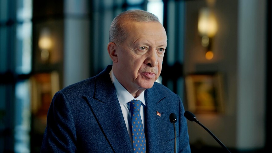 Cumhurbaşkanı Erdoğan: Tüm gazilerimizin ve kıymetli ailelerinin Gaziler Günü'nü tebrik ediyorum haber görseli