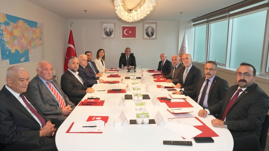 Bakan Ersoy başkanlığında Alevi-Bektaşi Danışma Kurulunun ilk toplantısı gerçekleştirildi haber görseli