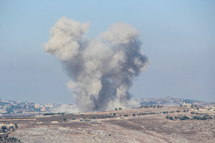 Sulmet ajrore dhe bombardimet izraelite godasin disa zona në jug të Libanit
