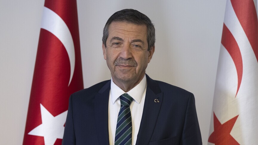 KKTC Dışişleri Bakanı Ertuğruloğlu'ndan Cumhurbaşkanı Erdoğan'a teşekkür haber görseli