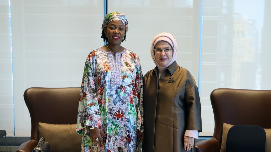 Emine Erdoğan, Sierra Leone Cumhurbaşkanı'nın eşi Fatima Maada Bio ile görüştü: haber görseli