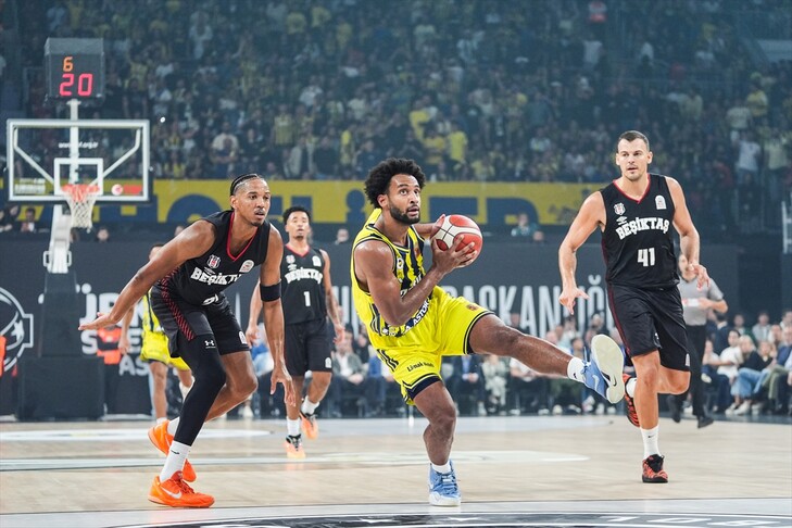 Basketbolda Erkekler Cumhurbaşkanlığı Kupası'nı Fenerbahçe kazandı