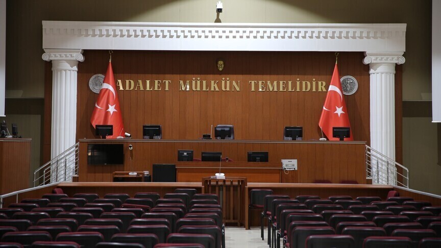 Ekrem İmamoğlu'nun şirket aracının giderlerini Beylikdüzü Belediyesine karşılattığı iddiasına ilişkin dava başladı