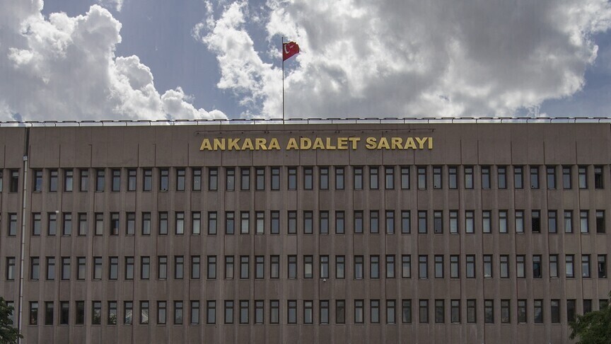 Ankara Cumhuriyet Başsavcılığınca 11 ilde yürütülen dolandırıcılık soruşturmasında 23 zanlı yakalandı haber görseli