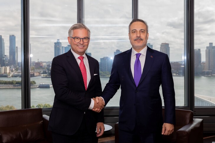 Report: Turkish foreign minister, EU commissioner for internal affairs and migration meet in New York