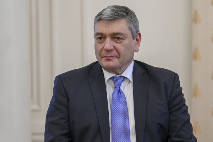 Zv ministri i Jashtëm rus  Rudenko  Lideri i Koresë së Veriut është ftuar të vizitojë Rusinë