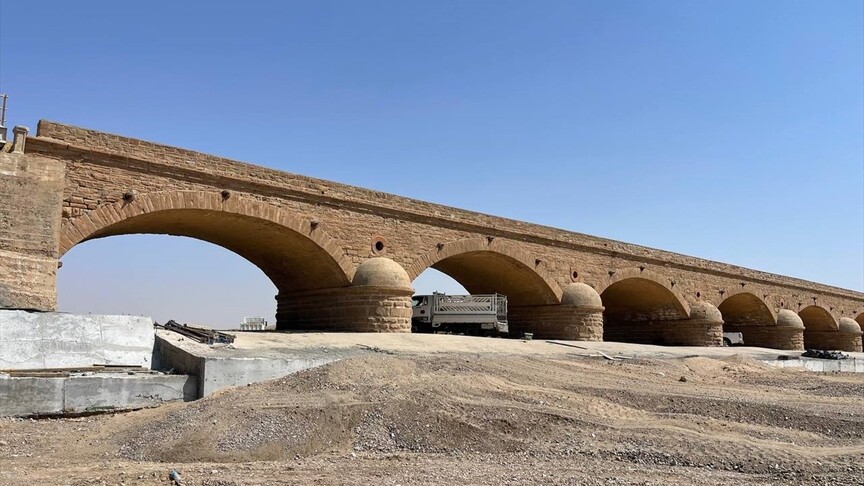 Kerkük'te 143 yıllık Osmanlı Köprüsü'nün temelinin sağlamlaştırılması için çalışma başlatıldı