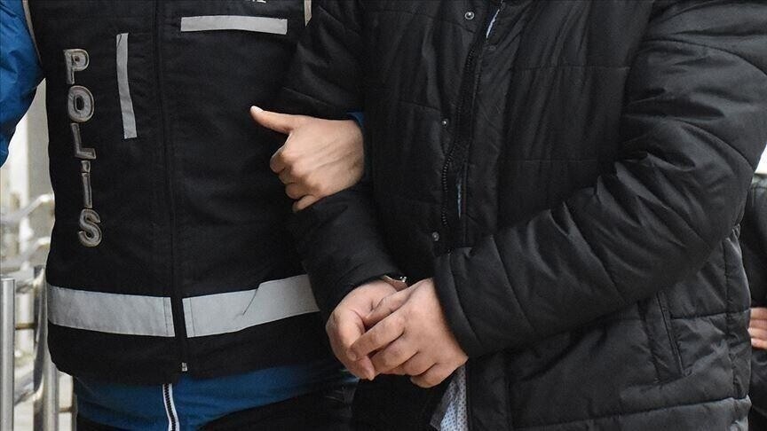 Yılbaşından bu yana 714 firari suçlunun Türkiye'ye iadesi sağlandı haber görseli