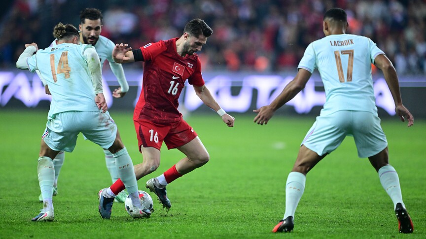 A Milli Futbol Takımı, Fransa'ya mağlup oldu haber görseli