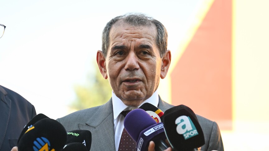 Galatasaray Kulübü Başkan Özbek: Okan Buruk ile iletişimimizde en ufak sorun yok