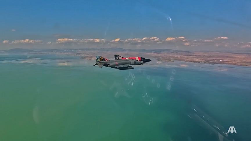 Hava Kuvvetleri Komutanı Orgeneral Dalkıran İngiliz mevkidaşı Orgeneral Smyth ile Konya'da uçuş yaptı haber görseli